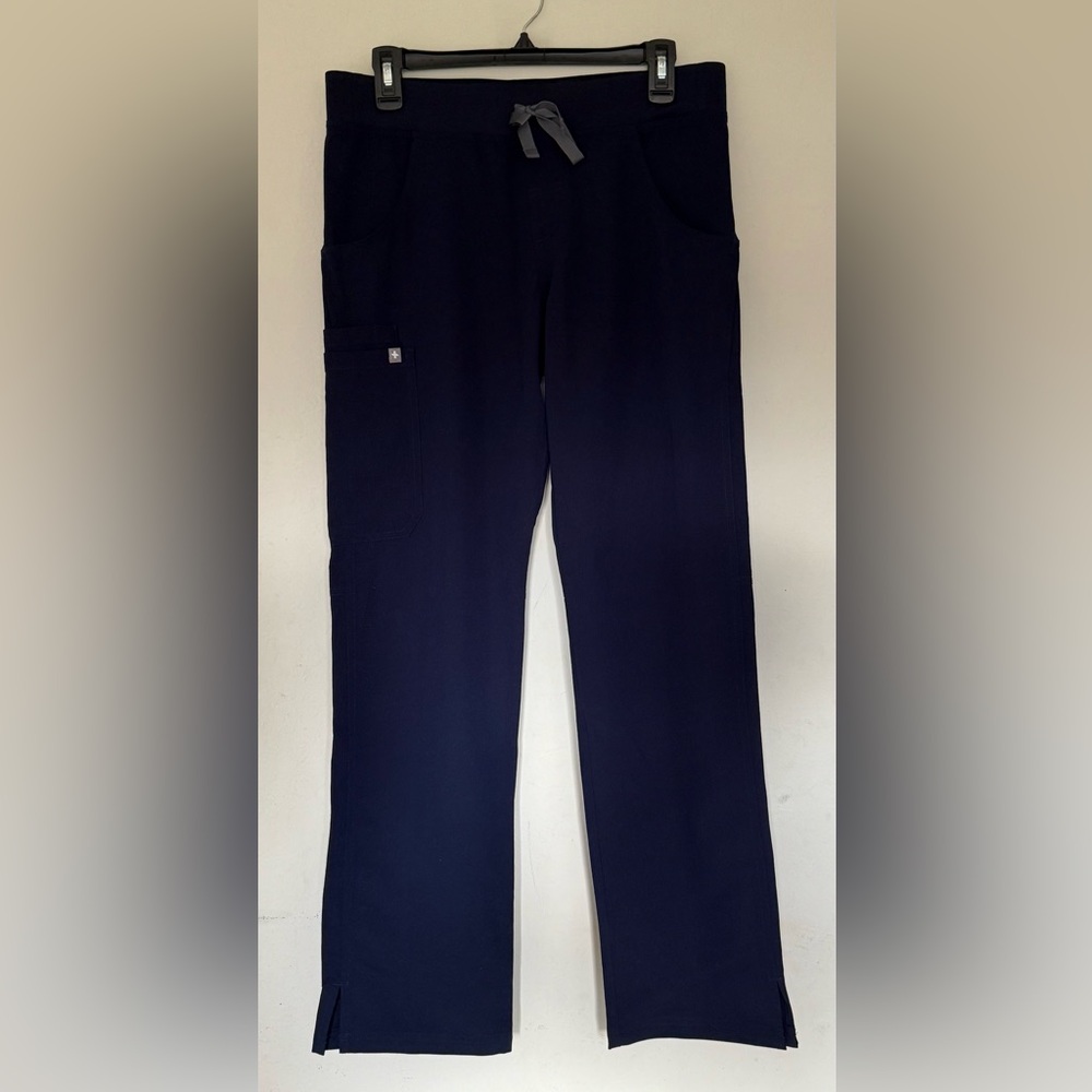 FIGS Kade Cargo Scrub Pants - Navy, Small, Regular (NWOT)
